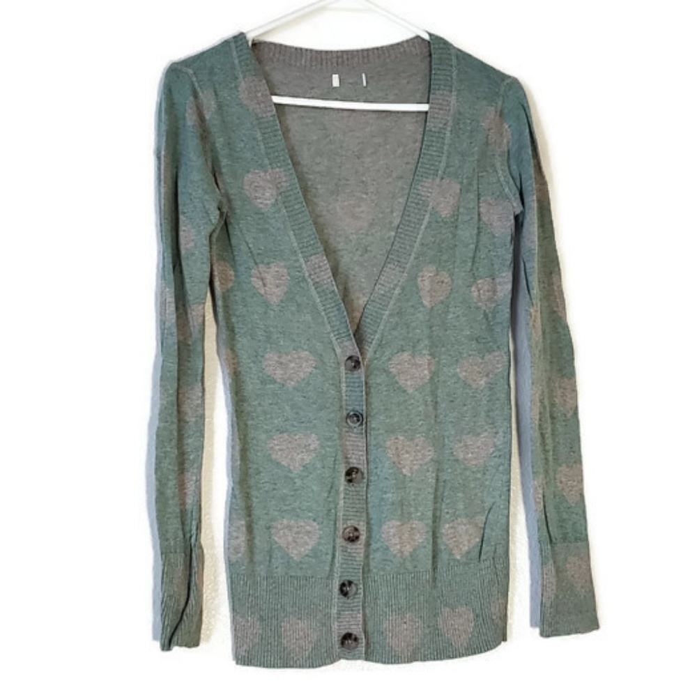 Mossimo mint and gray heart button long sleeve top